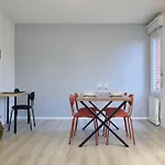 Apartmán Elegant Avec Balcon Prive A