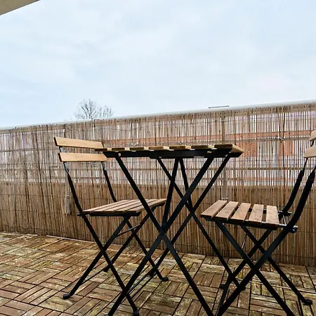 Elegant Avec Balcon Prive A *