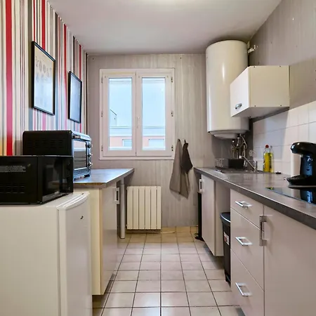 Elegant Avec Balcon Prive A Apartment