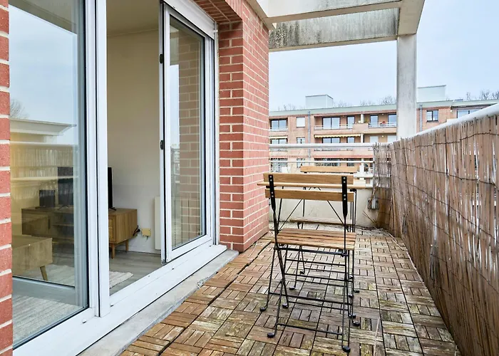 Elegant Avec Balcon Prive A *