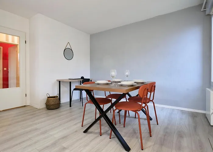 Apartment Elegant Avec Balcon Prive A
